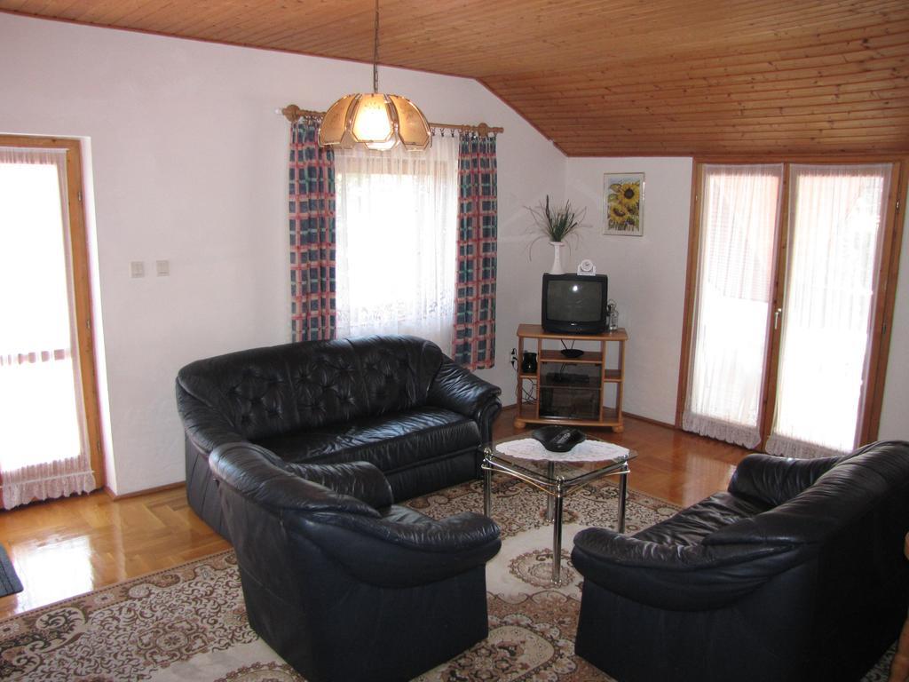 Schmidt Apartment 발라톤페니베스 객실 사진